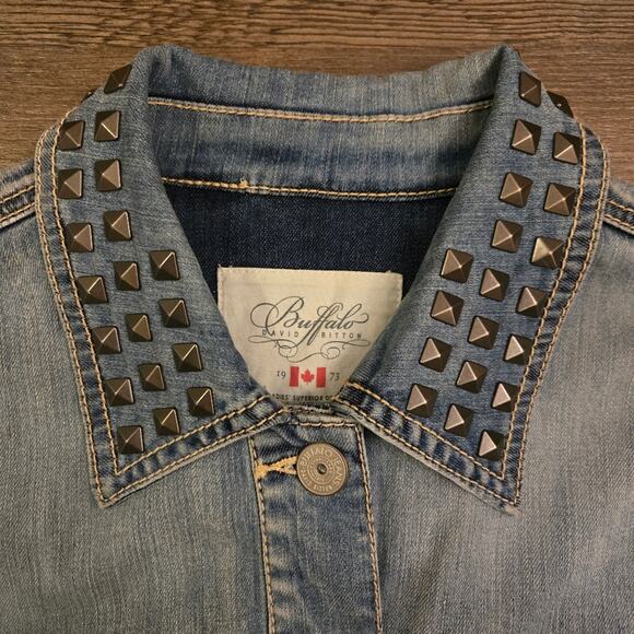 Buffalo David Bitton Women's Nadine Denim Jacket Light Wash Size L - Picture 3 of 11